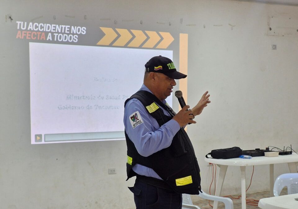 Estudiantes del General Santander Reciben Charla sobre Seguridad Vial